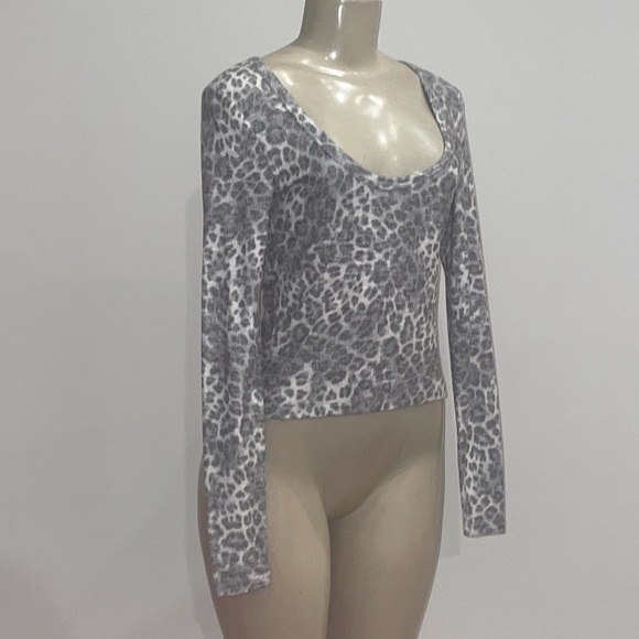 Z Supply Hollis Leopard Sweater Top Heather Grey Small - Picture 5 of 8